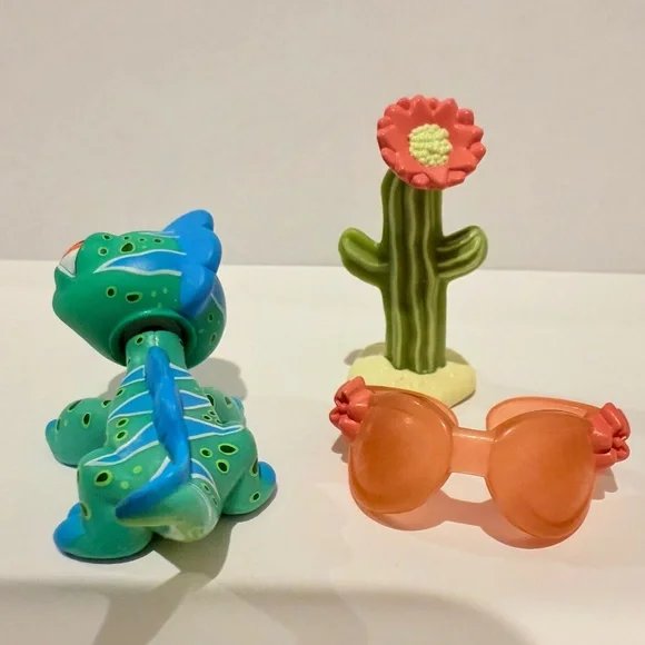 Littlest Pet Shop LPS 906 Iguana Postcard Pets ~ AUTHENTIC - Picture 2 of 2